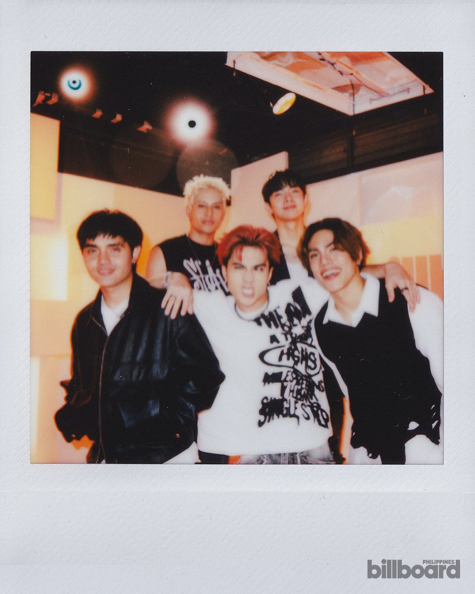 Billboard Philippines (@bbphofficial) on Twitter photo #SB19 (<a href="/SB19Official/">SB19 Official</a>) have finally made their long-awaited appearance on Billboard Philippines Studios.
In this episode, the Kings of P-pop took the Studios stage for the very first time, delivering electrifying performances of “DAM,” “Time,” and “DUNGKA!” — songs from their #SB19 (<a href="/SB19Official/">SB19 Official</a>) have finally made their long-awaited appearance on Billboard Philippines Studios.
In this episode, the Kings of P-pop took the Studios stage for the very first time, delivering electrifying performances of “DAM,” “Time,” and “DUNGKA!” — songs from their