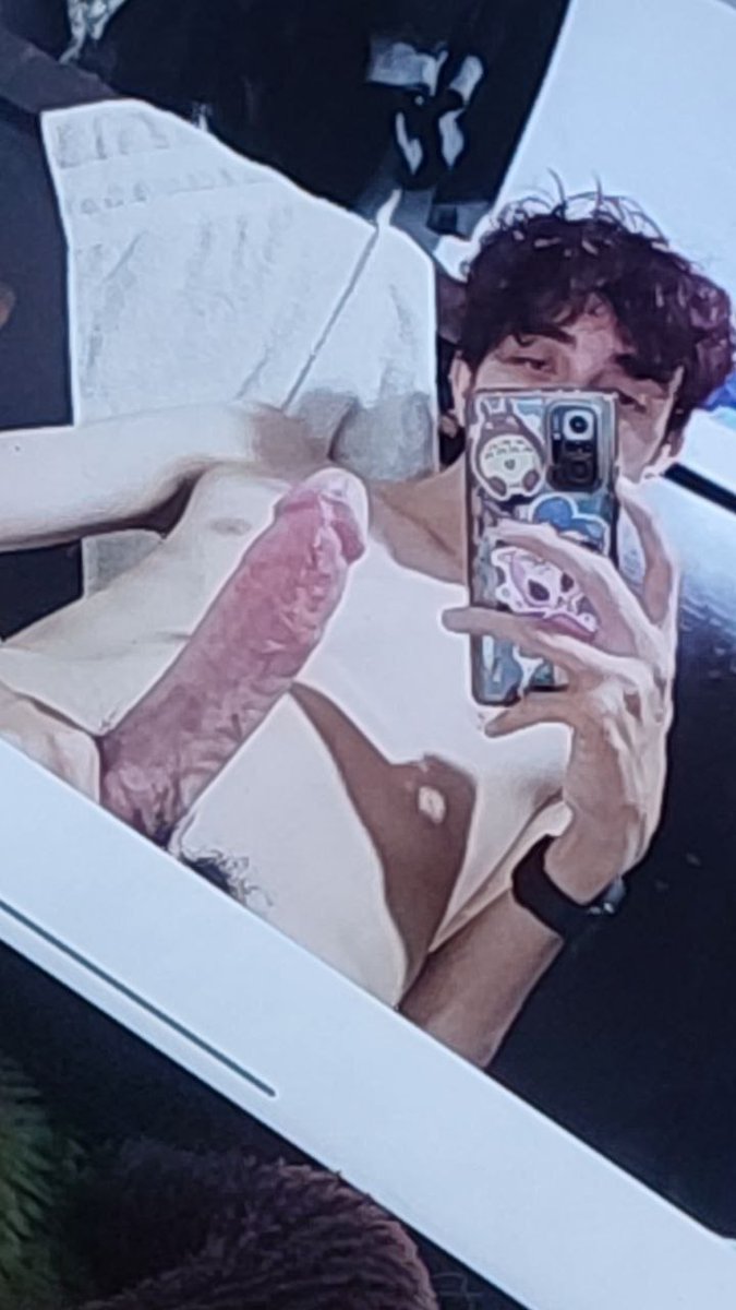 Alex (@whoisdalex) on Twitter photo 