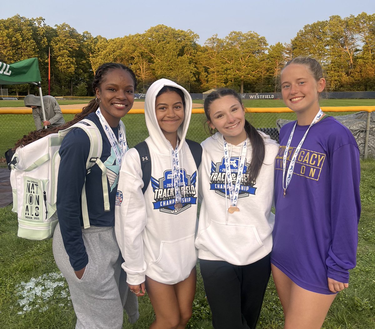 MHSHornetsTrack&Field tweet media