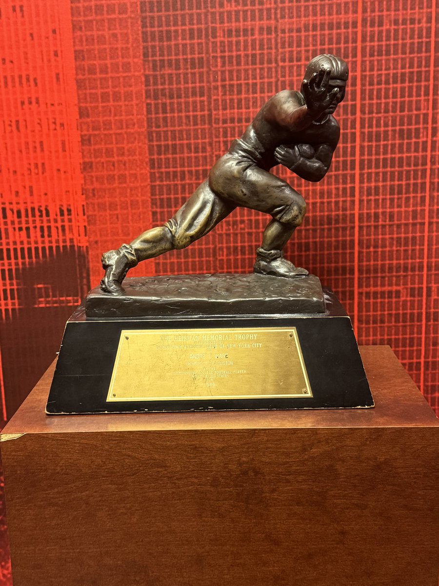Brice McCurdy 2027 QB (@brice_mccurdy) on Twitter photo Had a great time visiting <a href="/UHCougarFB/">Houston Football</a>! #GoCoogs 🐾
<a href="/CoachShawnBell/">Shawn Bell</a>
<a href="/CoachWEFritz/">Coach Willie Fritz</a>
<a href="/Bell_Brian_/">Brian Bell</a>
<a href="/Coach_Nagle/">Slade Nagle</a>
<a href="/wesley_fritz/">Wes Fritz</a> Had a great time visiting <a href="/UHCougarFB/">Houston Football</a>! #GoCoogs 🐾
<a href="/CoachShawnBell/">Shawn Bell</a>
<a href="/CoachWEFritz/">Coach Willie Fritz</a>
<a href="/Bell_Brian_/">Brian Bell</a>
<a href="/Coach_Nagle/">Slade Nagle</a>
<a href="/wesley_fritz/">Wes Fritz</a>