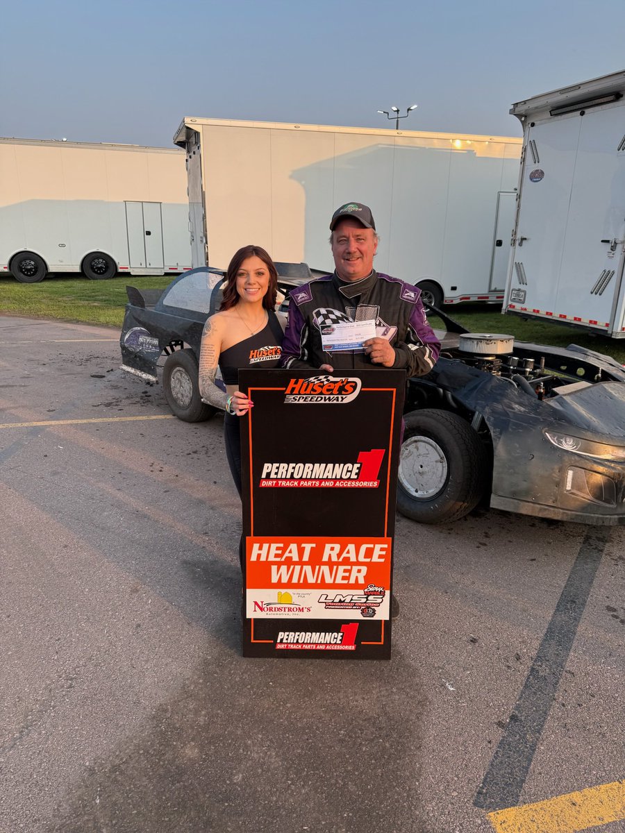 HusetsSpeedway's tweet photo. Heat Race Winners in our Nordstrom's Automotive Inc. Late Model Street Stock division!! 👊🏽🔥 #HusetsSpeedway #HeatRace #LMSS
@FastenalCompany Heat Race #1 : Kyle DeBoer
Performance One Heat Race #2 : Craig Hanisch
Heat #3 : Mike Chaney https://t.co/PIw3HNlaWW