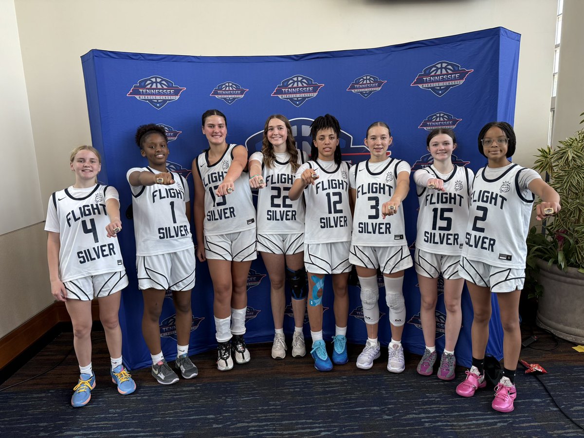 Hardest Playing Team💨 (@hpt30s) on Twitter photo @tennesseemiracle 🏆
Thankful for this experience! Ended the weekend 5-0 and with some ice 🥶
More work to do, the best is yet to come📈
#HardestPlayingTeam 💨
#PackYourLunch 🥪
#FlightFamily ✈️
<a href="/TNFlightEYBL/">Tennessee Flight EYBL</a>
<a href="/tlownsdale/">Tim Lownsdale</a>
<a href="/NikeGirlsEYBL/">Nike Girls EYBL</a> @tennesseemiracle 🏆
Thankful for this experience! Ended the weekend 5-0 and with some ice 🥶
More work to do, the best is yet to come📈
#HardestPlayingTeam 💨
#PackYourLunch 🥪
#FlightFamily ✈️
<a href="/TNFlightEYBL/">Tennessee Flight EYBL</a>
<a href="/tlownsdale/">Tim Lownsdale</a>
<a href="/NikeGirlsEYBL/">Nike Girls EYBL</a>