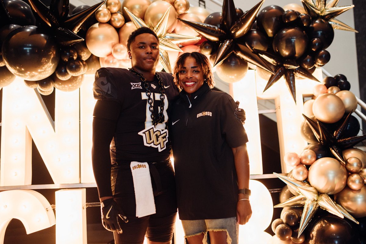 JayCurtis2008's tweet image. Had a great time @UCF_Football @Coach_Martin95 @JerisMcIntyre @Callaghan_UCF
@KurtisMyers555 @CoachDecoteau_ @tlala2 @Jonatha18589092 @StMartinFB @CoachAdamsMGCCC