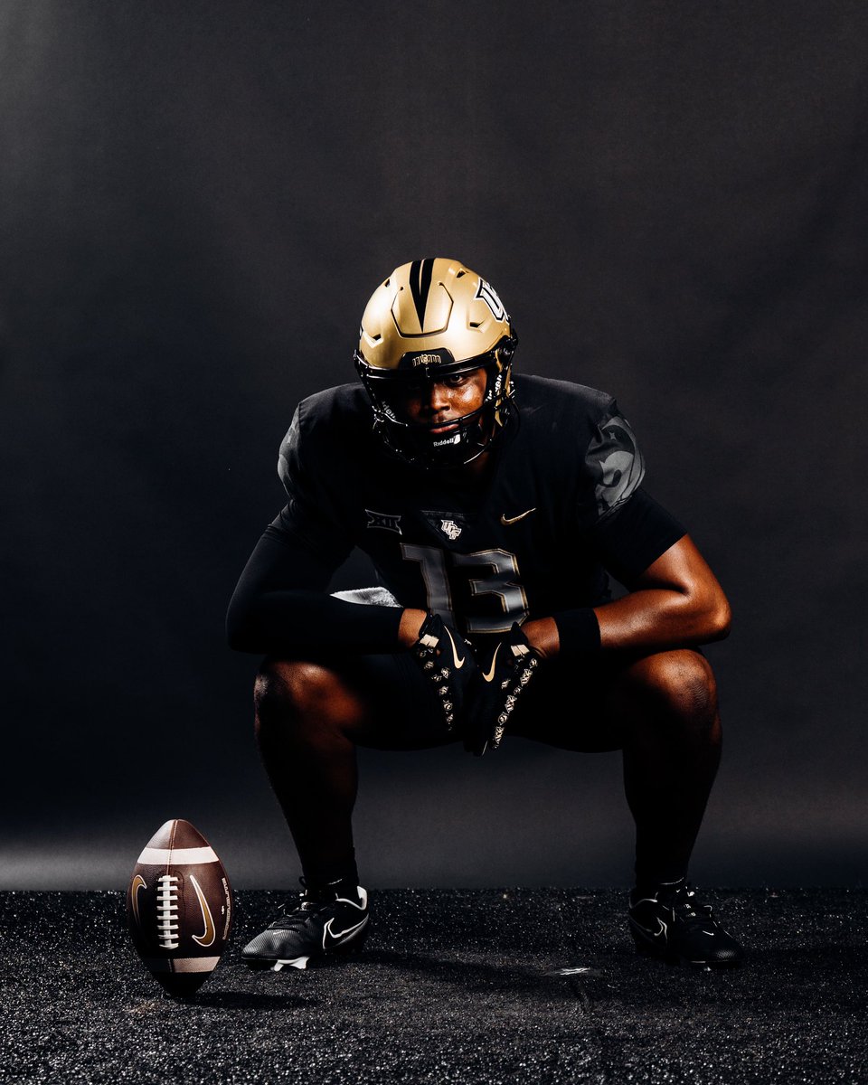 JayCurtis2008's tweet image. Had a great time @UCF_Football @Coach_Martin95 @JerisMcIntyre @Callaghan_UCF
@KurtisMyers555 @CoachDecoteau_ @tlala2 @Jonatha18589092 @StMartinFB @CoachAdamsMGCCC