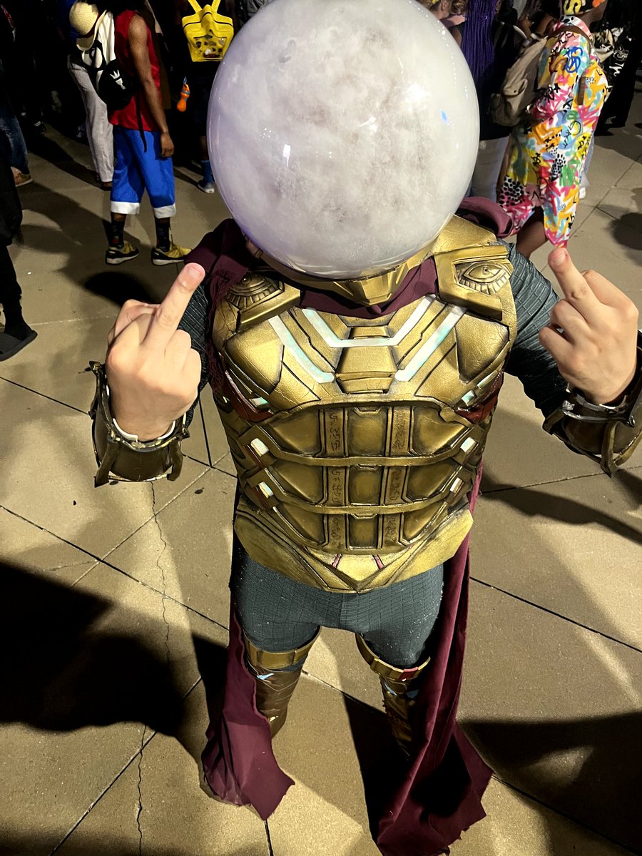 ihateyahdi's tweet image. #momocon2025
