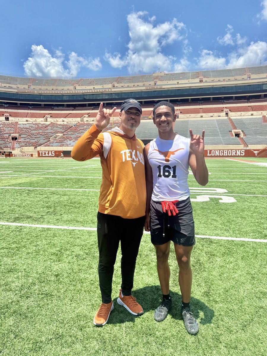 Julian Caldwell (@juliancaldwell_) on Twitter photo Always a great time visiting <a href="/TexasFootball/">Texas Football</a> ! Can’t wait to make it back to Austin in near future! #HookEm
<a href="/CoachSark/">Steve Sarkisian</a> <a href="/ciege81/">Chris Jackson</a> <a href="/HankSouth247/">Hank South</a> <a href="/JScruggs247/">Jordan Scruggs</a> <a href="/WillTurboff/">Will Turboff</a> <a href="/CJVogel_OTF/">CJ Vogel</a> Always a great time visiting <a href="/TexasFootball/">Texas Football</a> ! Can’t wait to make it back to Austin in near future! #HookEm
<a href="/CoachSark/">Steve Sarkisian</a> <a href="/ciege81/">Chris Jackson</a> <a href="/HankSouth247/">Hank South</a> <a href="/JScruggs247/">Jordan Scruggs</a> <a href="/WillTurboff/">Will Turboff</a> <a href="/CJVogel_OTF/">CJ Vogel</a>