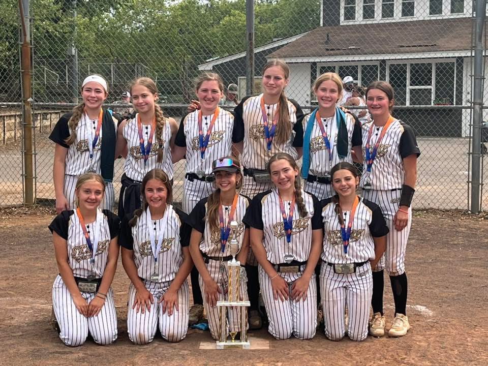 Addison Moore tweet media