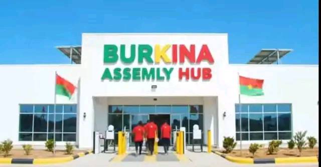 Burkina Faso begins the assembling of smartphones.