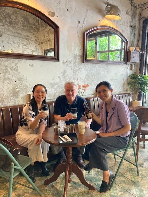 We are delighted to share that Dr. Adrian Pryce, Associate Professor in Strategy &amp; International Business from the Faculty of Business and Law, recently visited Saigon Business School in Vietnam and delivered an engaging lecture on Contemporary Issues in Business to the students.