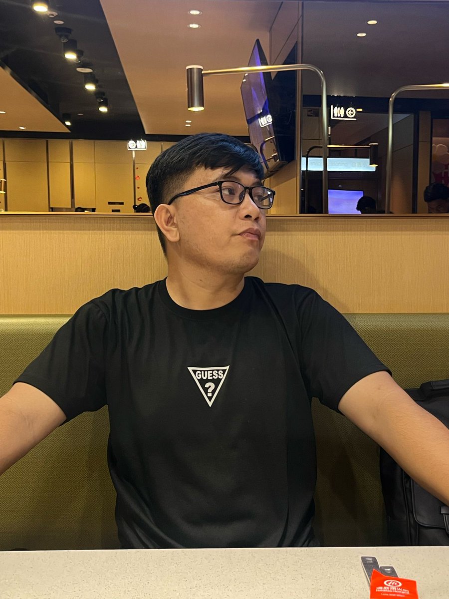 patrick_orev's tweet image. aura songongnya kuat bangett🤧