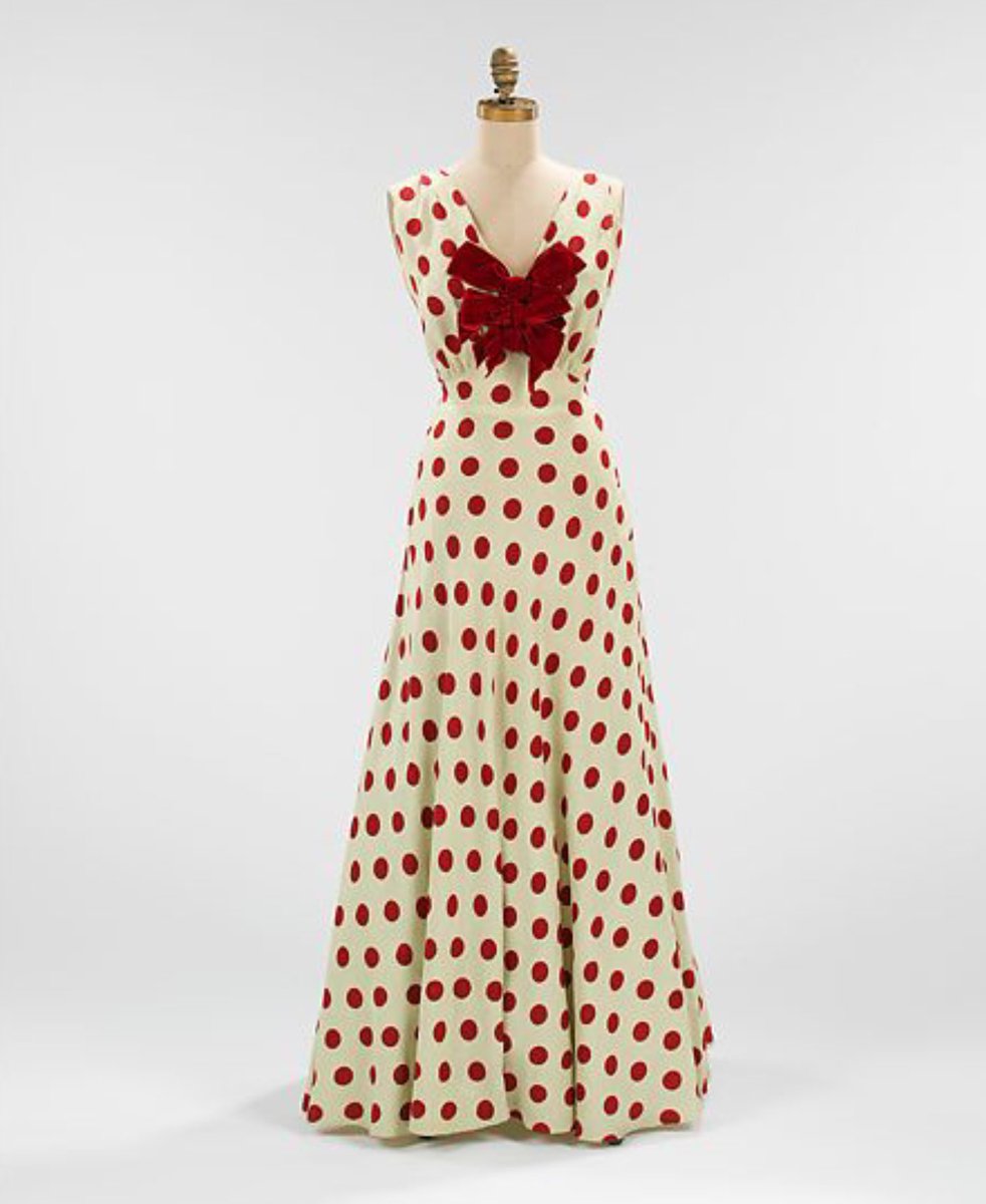 Catherine Curzon (@madamegilflurt) on Twitter photo From #BergdorfGoodman, c.1935, #frockingFabulous is seeing spots! This is such a merry dress. #fashionhistory via the Met. From #BergdorfGoodman, c.1935, #frockingFabulous is seeing spots! This is such a merry dress. #fashionhistory via the Met.