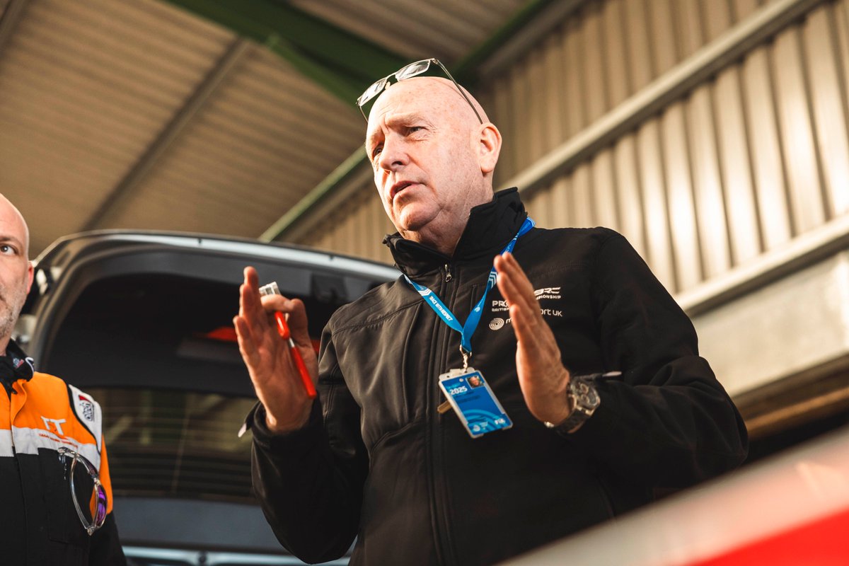 🏅 <a href="/ProbiteBrakes/">Probite</a> British Rally Championship Technical Delegate Andrew Farrington has been named as <a href="/fia/">FIA</a> Outstanding Official of the Year after his lifesaving actions at last year's <a href="/WoodpeckerRally/">Woodpecker Rally</a> 

Thank you Andrew 🙏

Read more:
britishrallychampionship.co.uk/andrew-farring…