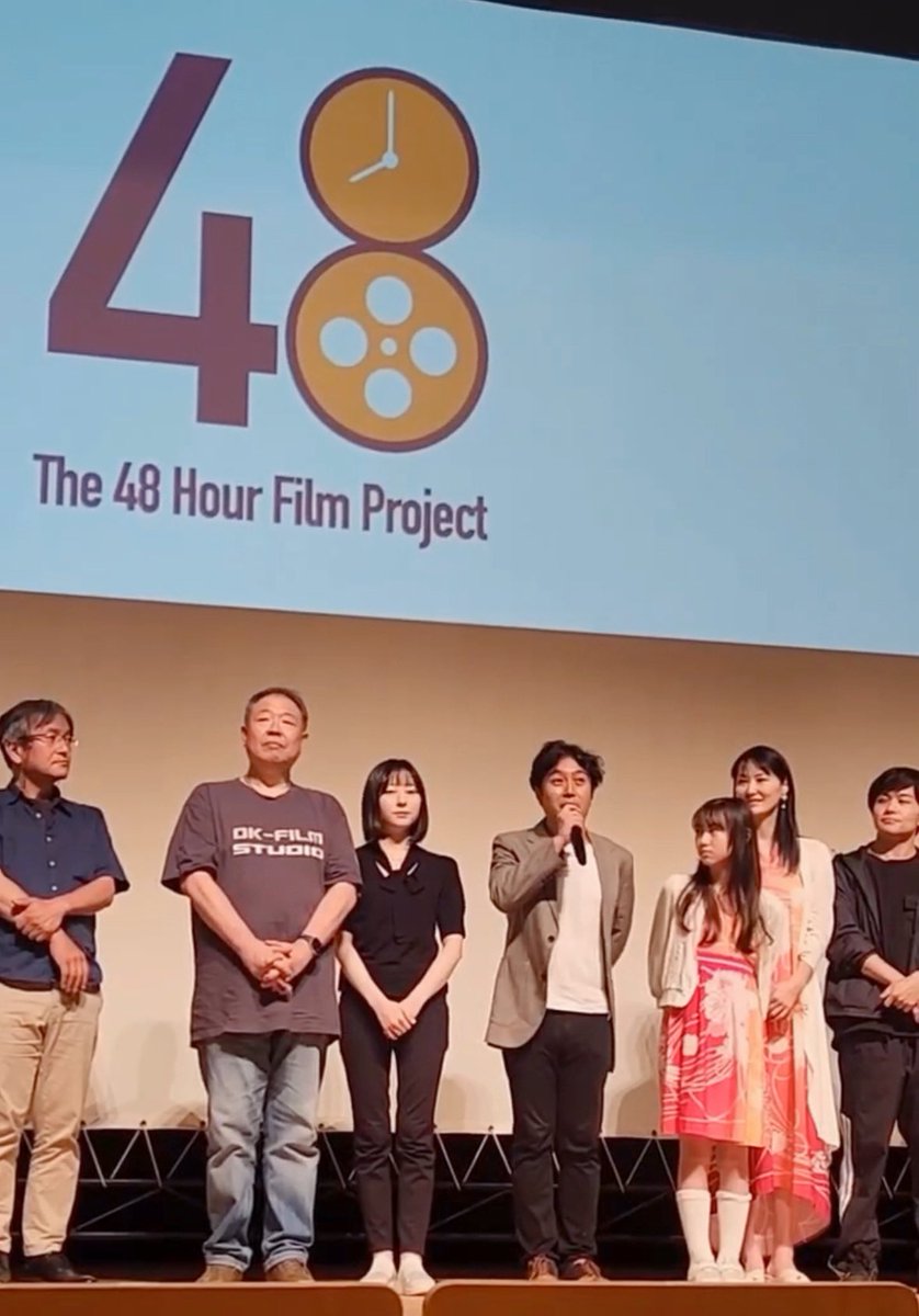 chan_shiga's tweet photo. 【先日、48時間映画祭プレミア上映会に参戦しました！】
初出場かーんず企画は
『泥棒と少女』という作品にて。
壇上では主演のさくらちゃんのおかげで、
ほのぼのとしたご挨拶となりました♪
また何処か��お届け出来る機会があれば嬉しいですー
#48HourFilmProject
#かーんず企画
#志賀正人
#俳優 https://t.co/NbtFncAwti