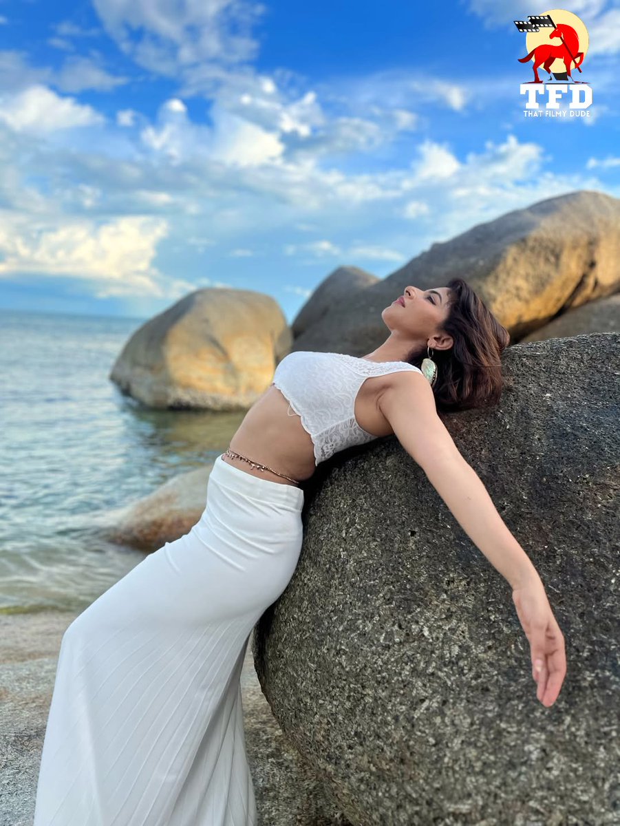Weoponized Curves 💥🥵❤️‍🔥

<a href="/Ishmenon/">ISWARYA MENON 🌸</a>
#IswaryaMenon #IswaryaMenonHot #IswaryaMenonFans #IswaryaMenonFc #Iswarya #Actrees #ActressHot #Thatfilmydude