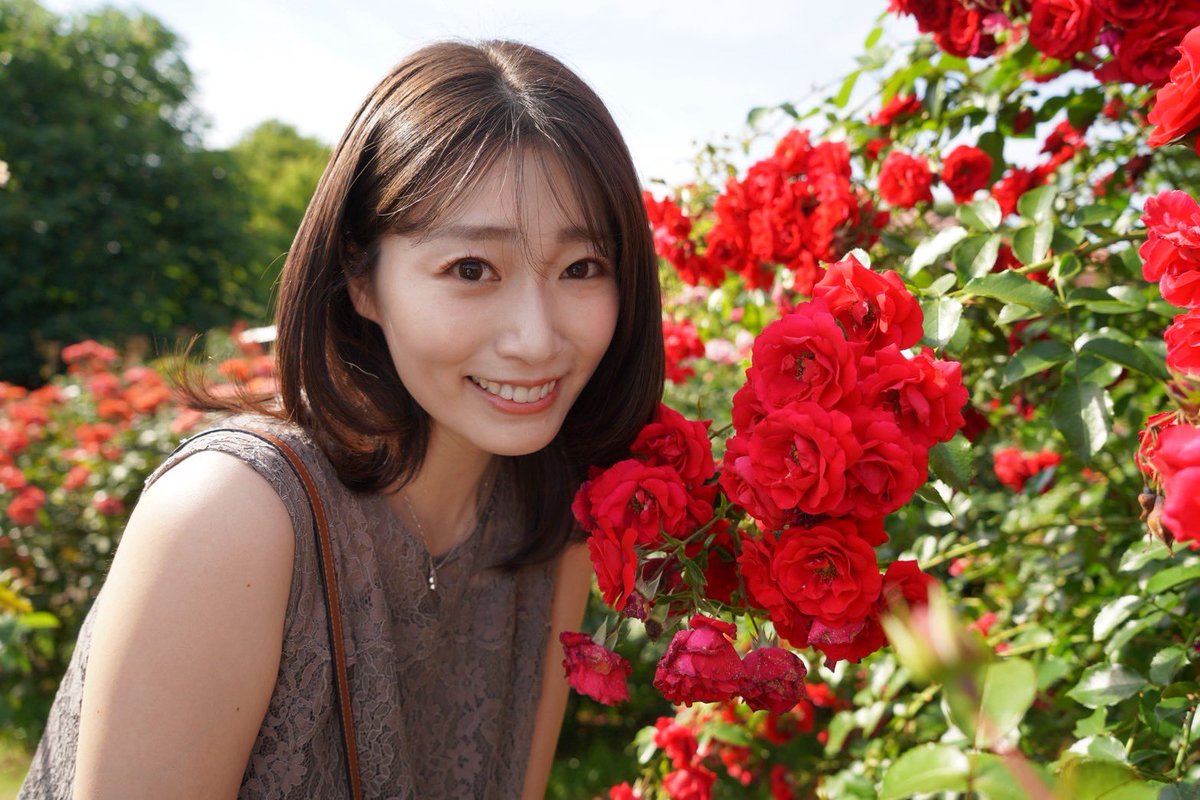 mayu_okabe's tweet photo. 春バラの見頃！京成バラ園へ🌹
色んなバラが咲いていて、とっても綺麗でした🪄ゆるりな休日🙂‍↕️
司法書士試験の直前期ですね。
受験生の皆様、頑張ってください💪
#司法書士　#女性士業　#司法書士試験 https://t.co/EOPISWYdVK