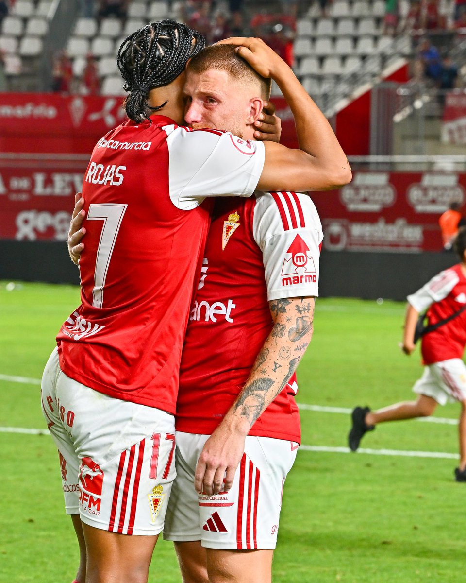 David Vicente tweet media