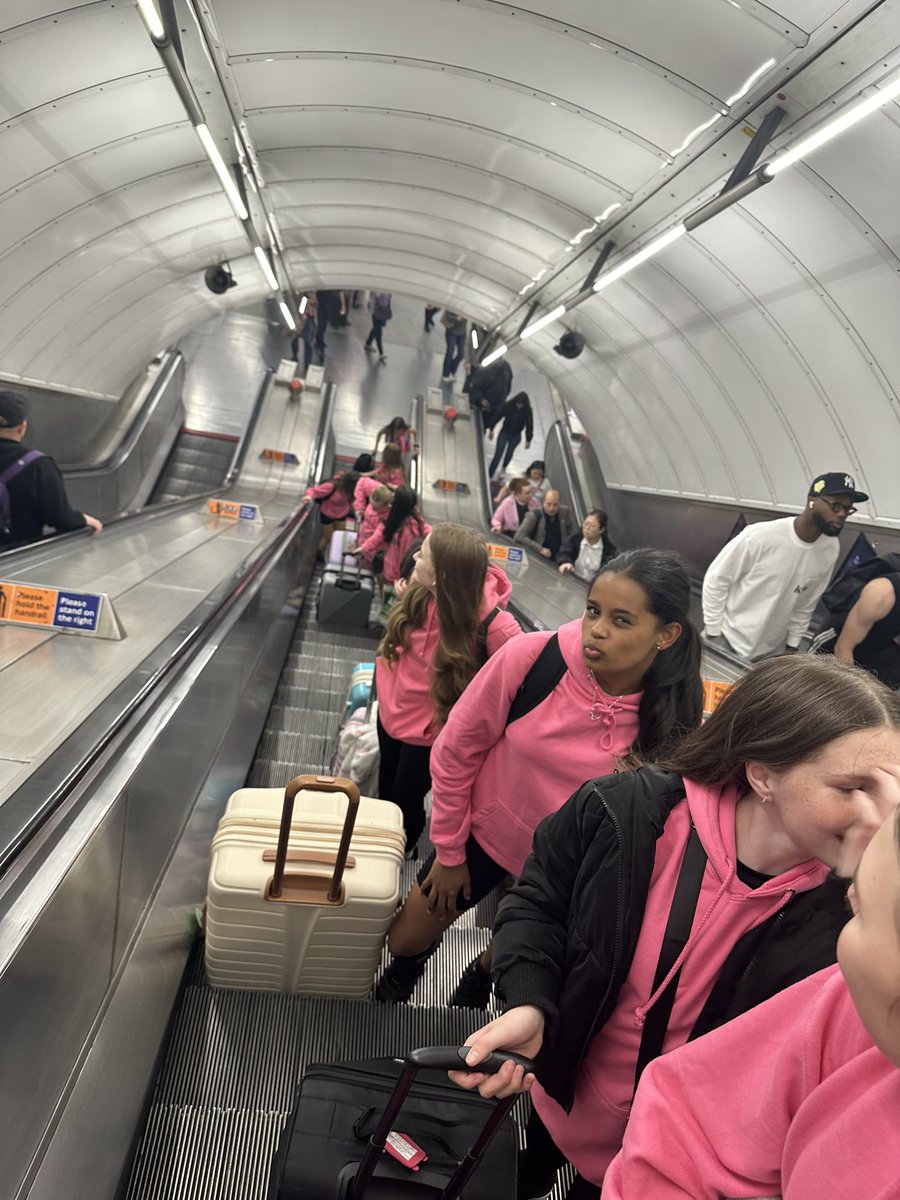 Arrived in London for the dance trip!!!