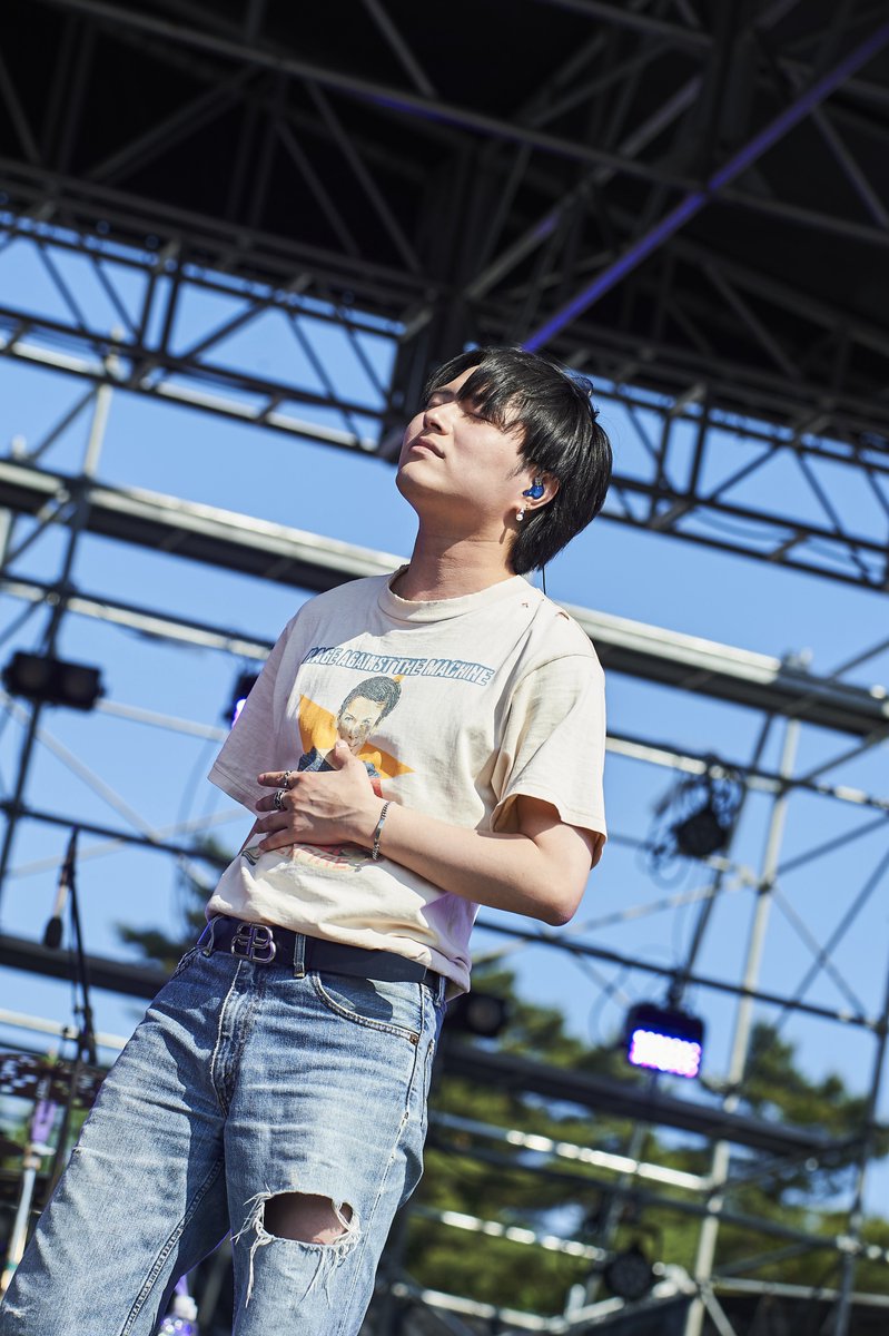 CHAGU CHAGU ROCK FESTIVAL 2025
雄大な自然に囲まれ最高すぎるローケーション。
また岩手が大好きになりました。ありがとう。

髪切ってぼっちゃんみたいになっちゃった笑