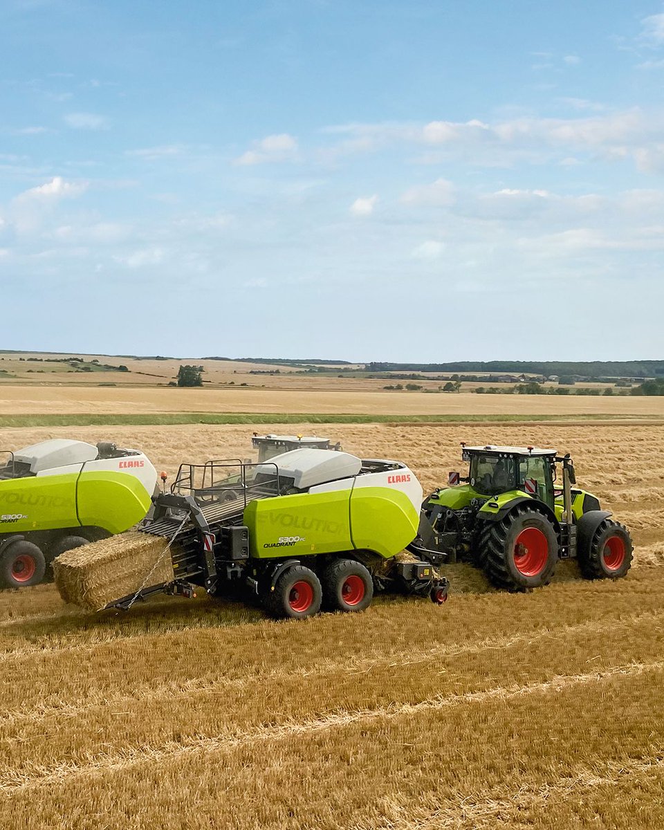 Quality right down to the knots. The CLAAS QUADRANT is the square baler for every size — with high throughput, optimum bale weight, optimal silage quality and the finest short straw in the business. Call us today at 844-773-7160