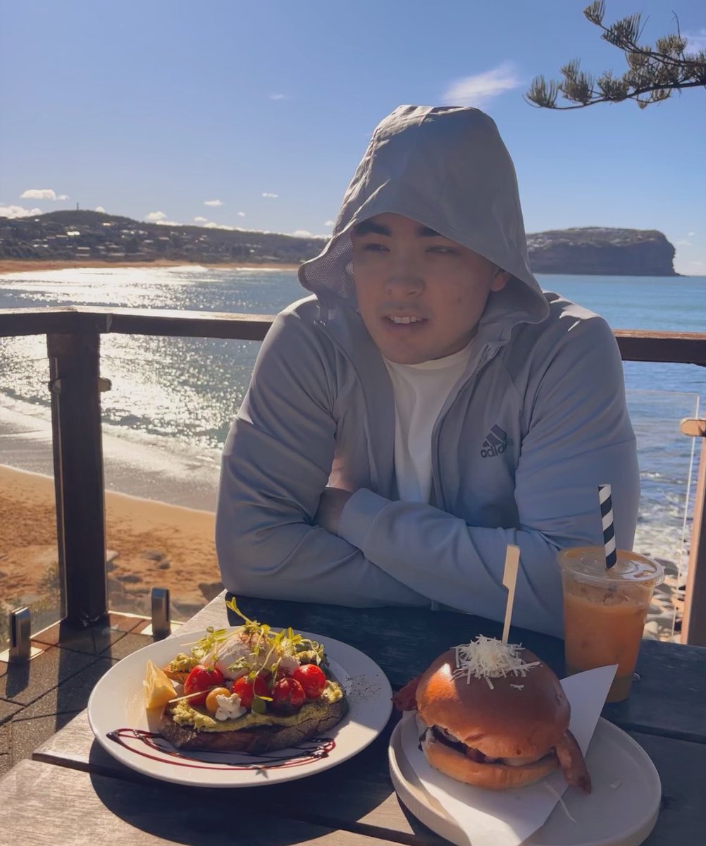 gm

haven't been sick in a while

but sun, fresh air, and good food helps

lets kill it this week gang