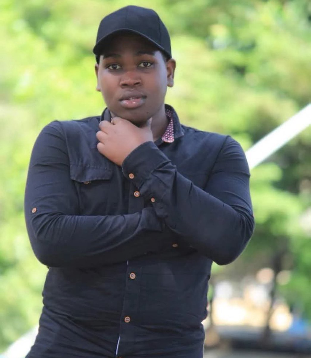 InsecurityKE's tweet photo. Kevin Moinde, arrested alongside the late Albert Ojwang, was held at Kamukunji over the weekend, taken to court today, then whisked to DCI Capitol Hill. He’s now been released. Albert didn’t make it. The state is hunting voices. One of them was silenced.
#JusticeForAlbertOjwang https://t.co/n9K3EDLBh8