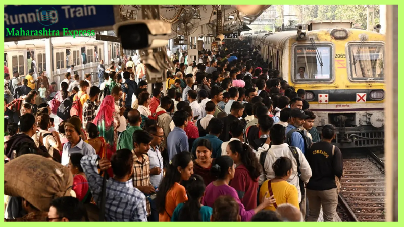 Maharashtr6435's tweet photo. Train Accident : 5 passengers died after falling from a moving train in Maharashtra, know the reason for the accident
#SonamRaghuvanshi #BissellIndia #rajaraghuvanshi #ViksitKrishiViksitBharat #IndoreCouple #MumbaiTrainAccident 

https://t.co/iEW4yPlrqe https://t.co/JbaaINemAK