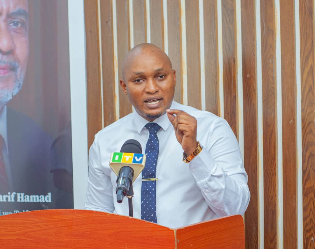 ACTWazalendo (@actwazalendo) on Twitter photo KATIBU MWENEZI NCCR MAGEUZI AJIUNGA ACT WAZALENDO
Katibu Mwenezi Taifa wa Chama cha NCCR Mageuzi, Ndugu Elisante Ngoma amekihama Chama hicho na kujiunga na <a href="/ACTwazalendo/">ACTWazalendo</a>. Elisante amepokelewa na Katibu Mkuu wa ACT Wazalendo, Ndugu <a href="/AdoShaibu/">Ado Shaibu</a> leo tarehe 9 Juni 2025 katika Ukumbi KATIBU MWENEZI NCCR MAGEUZI AJIUNGA ACT WAZALENDO
Katibu Mwenezi Taifa wa Chama cha NCCR Mageuzi, Ndugu Elisante Ngoma amekihama Chama hicho na kujiunga na <a href="/ACTwazalendo/">ACTWazalendo</a>. Elisante amepokelewa na Katibu Mkuu wa ACT Wazalendo, Ndugu <a href="/AdoShaibu/">Ado Shaibu</a> leo tarehe 9 Juni 2025 katika Ukumbi