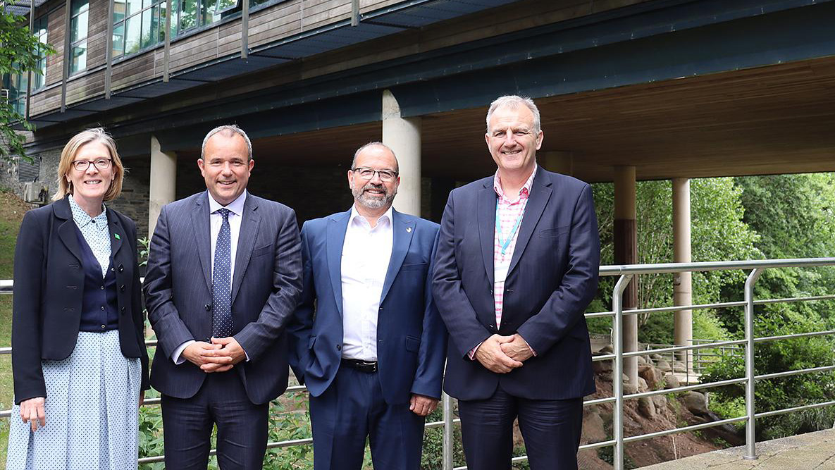 Plymouth to establish a Health Research, Education, Enterprise and Innovation Zone plymouth.ac.uk/news/plymouth-…