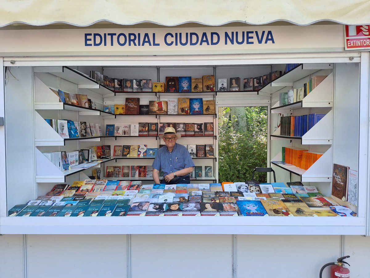 Edit CIUDAD NUEVA es (@ciudadnuevaes) on Twitter photo Ciudad Nueva en la Feria del Libro de Madrid.
Por si no lo sabías, estamos en la caseta 163.
Ya hemos pasado el ecuador...hasta el 15 de junio estamos aquí:
Te esperamos.
#FeriaDelLibroDeMadrid #FLM2025 <a href="/ciudadnueva/">Revista Ciudad Nueva</a>.es Ciudad Nueva en la Feria del Libro de Madrid.
Por si no lo sabías, estamos en la caseta 163.
Ya hemos pasado el ecuador...hasta el 15 de junio estamos aquí:
Te esperamos.
#FeriaDelLibroDeMadrid #FLM2025 <a href="/ciudadnueva/">Revista Ciudad Nueva</a>.es