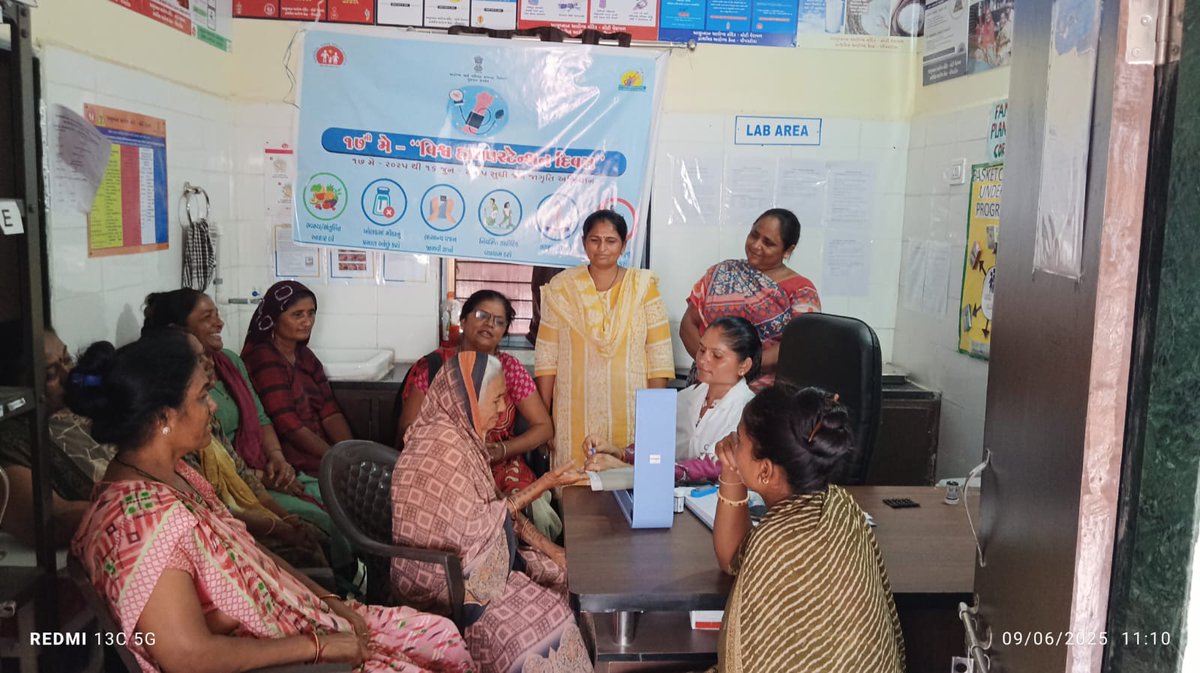 Dsbcc_jamnagar's tweet image. વિશ્વ હાઇપરટેન્શન દિવસ ઉજવણી ભાગરૂપે લાલપુર તાલુકાના આયુષ્યમાન આરોગ્ય મંદિર મોટી વેરાવળ ખાતે આરોગ્ય કેમ્પ યોજાયો હાઇપરટેન્શન વિષે માર્ગદર્શન આપી ડાયાબીટીસ અને હાઇપરટેન્શન વિષે પ્રાથમિક આરોગ્ય તપાસ કરી જરૂરી માર્ગદર્શન આપવામાં આવ્યું.#HypertensionDay
#hypertension #diabetes