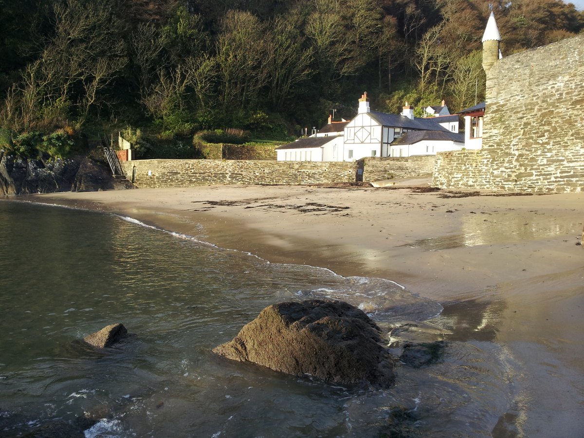 manonabeach (@manonabeach) on Twitter photo What the #beach means at #Readymoney Cove #Fowey in #Cornwall, with <a href="/fowey_cottages/">Fowey Cottages</a> - manonabeach.com/mid-cornwall/r… What the #beach means at #Readymoney Cove #Fowey in #Cornwall, with <a href="/fowey_cottages/">Fowey Cottages</a> - manonabeach.com/mid-cornwall/r…
