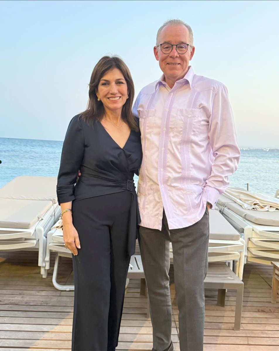 Ada Monzón tweet media