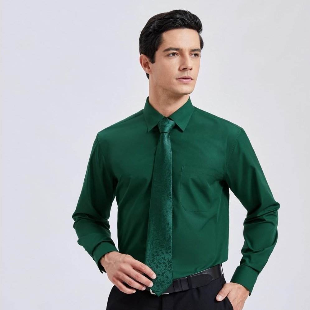 hisdern59423's tweet image. From lectures to celebrations, we stay sharp. 👔

👉Shop Now - cutt.ly/GrmW9qkB
🔥20% off, code &quot;M20&quot;

#GraduationStyle #GradVibes #FreshStart #Graduation2025 #hisdern