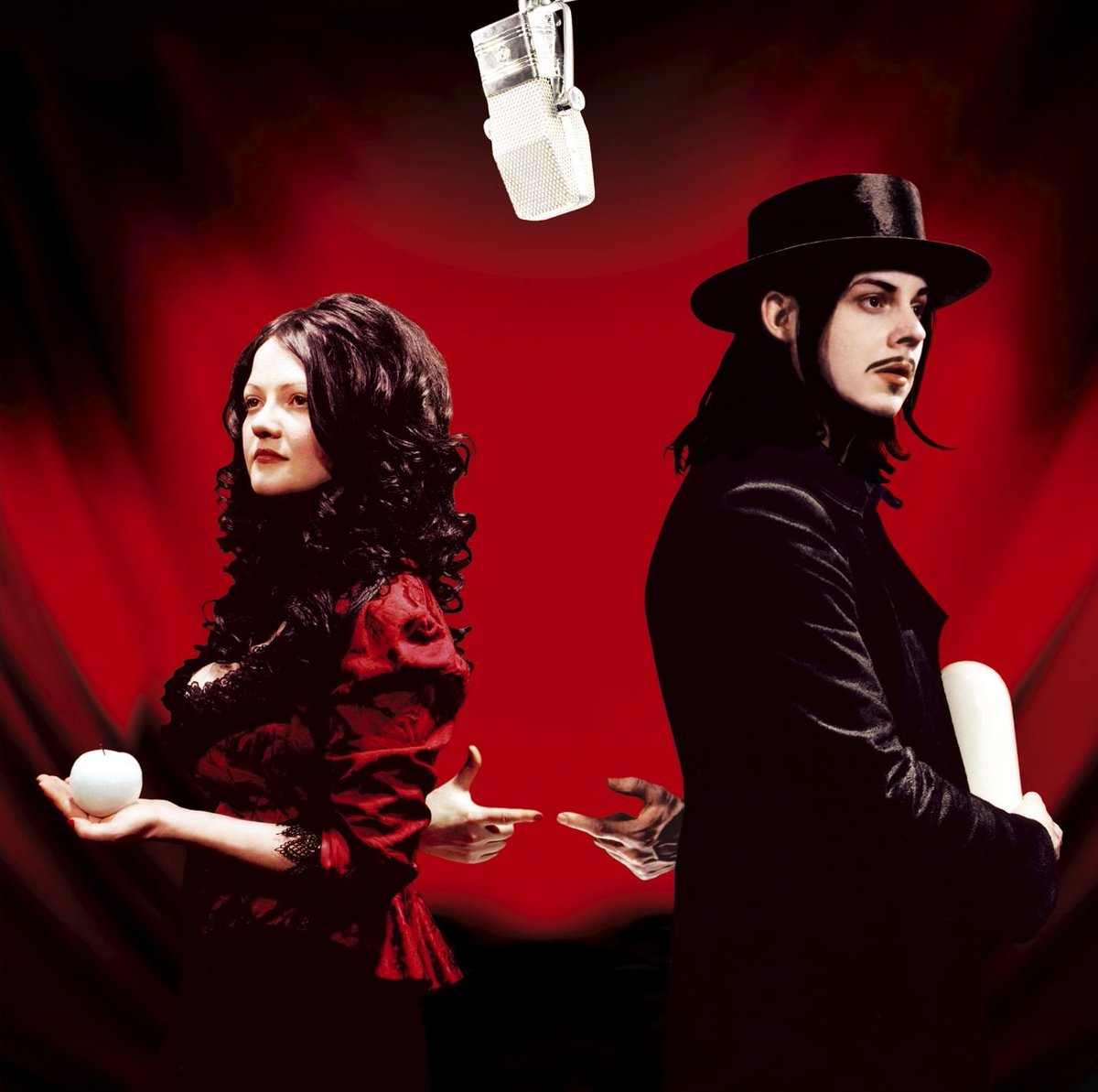 'Get Behind Me Satan' at 20 - The White Stripes' weirdest, wildest left turn...?

<a href="/AndyHillWrites/">Andy Hill</a> celebrates a unique album - 

clashmusic.com/features/get-b…