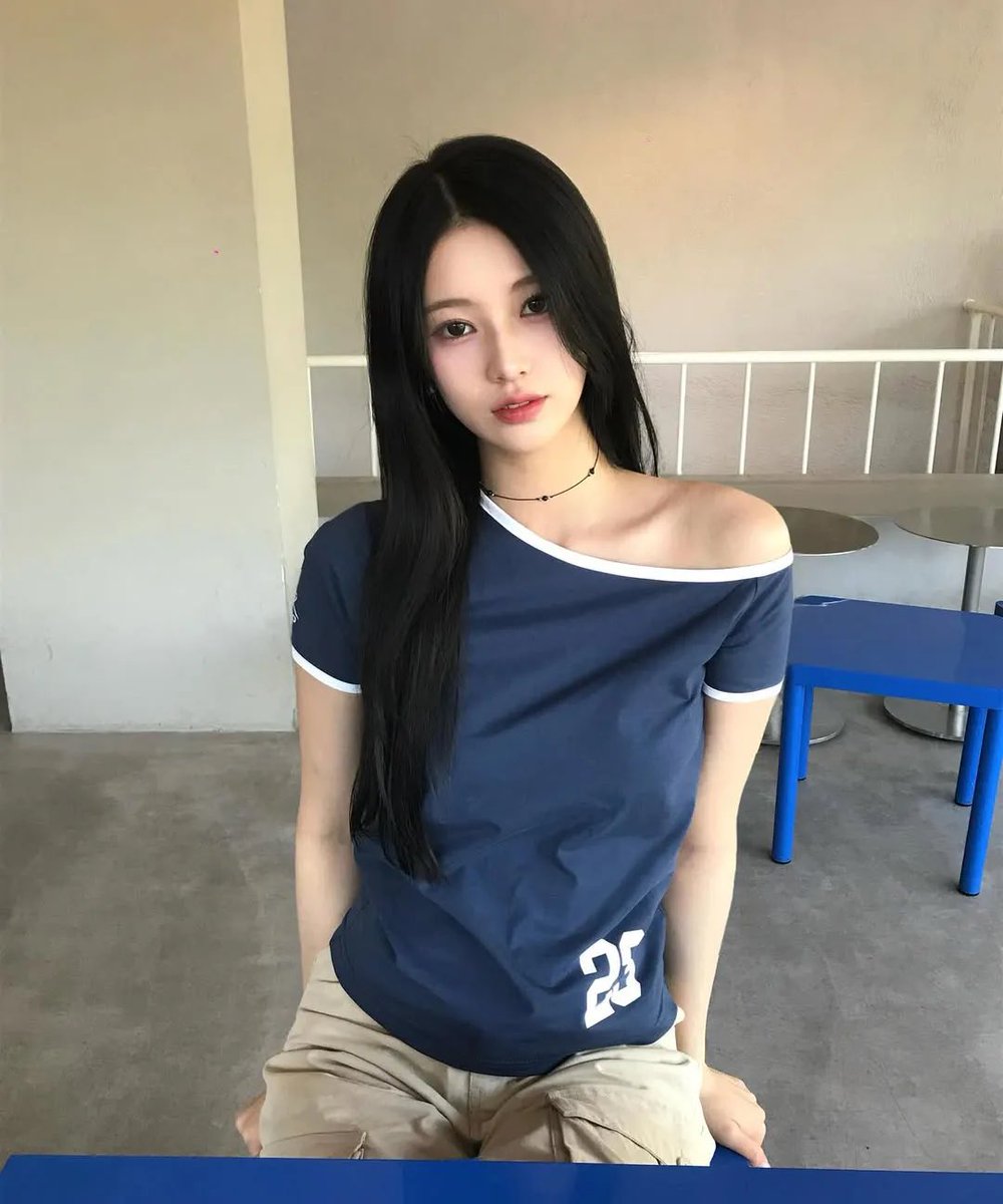 namesKMstore's tweet photo. PRE — #oddstudio
KITSCH STAR ONE SHUOLDER T-SHIRT ลด 60%
🛒 : 690.- ส่งฟรี EMS
✈️ ส่งกลับแอร์ // รับมัดจำ
#พรีออเดอร์เกาหลี #พรีเกาหลี #กดเว็บเกาหลี #รับหิ้วเกาหลี https://t.co/fPE3Xq0AOR