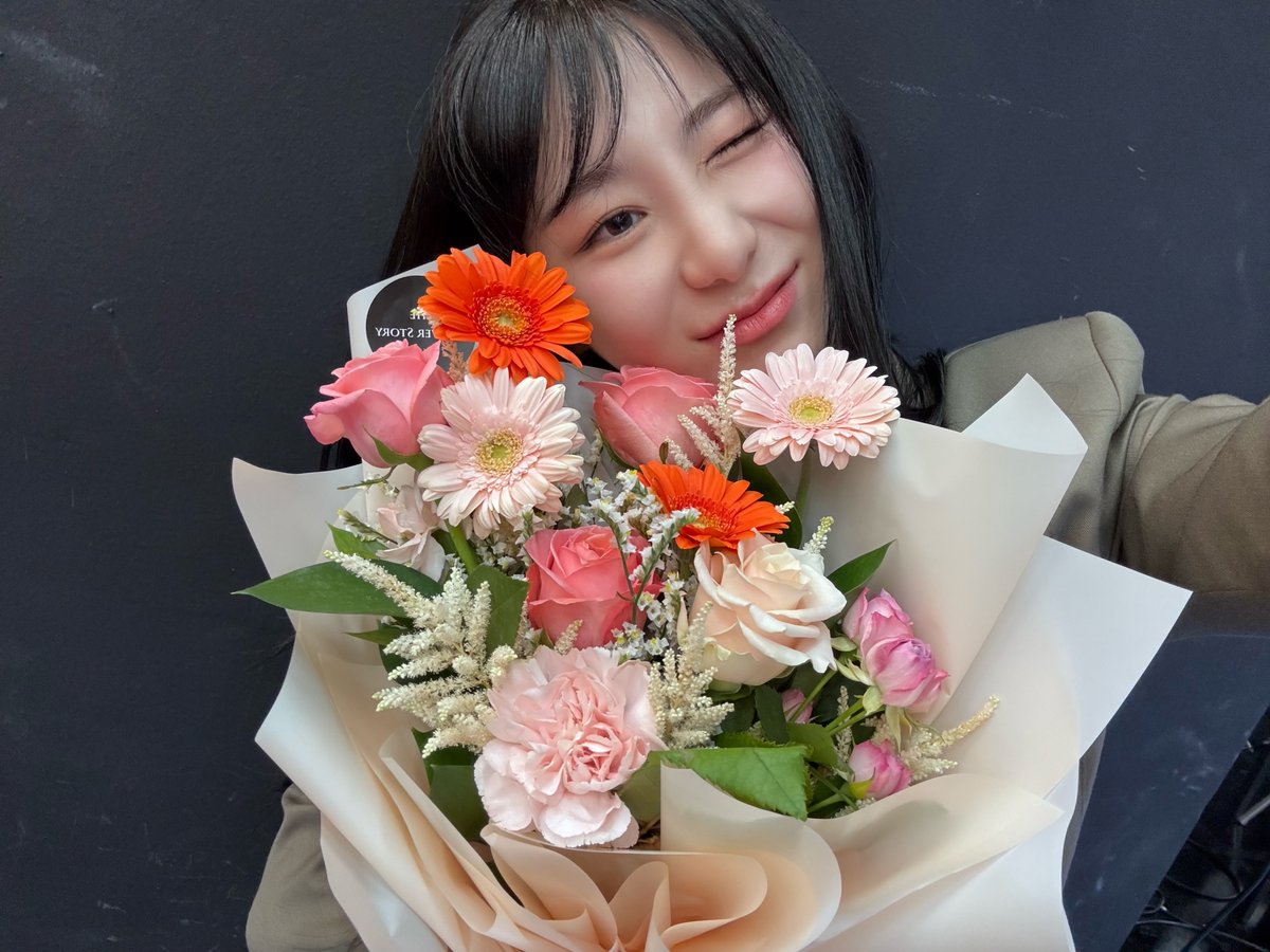 [#CHAEYEON_pic📸] 25.06.09 풋풋한 로맨스 제작발표회

국민여신 유채린! 우유 빛깔 유채린!
기다렸던 채연이의 풋풋한 로맨스가 드디어 코앞으로 다가왔어요❤
풋풋한 채린이의 로맨스 많이 기대해 주세요🍒

#이채연 #LEECHAEYEON
