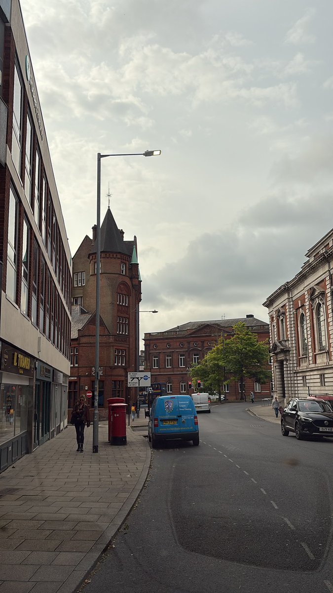 Monday morning in the motherland. Waiting for letting agent to open for keys #MondayMorning #electrical #waiting #norwich #whereareyou