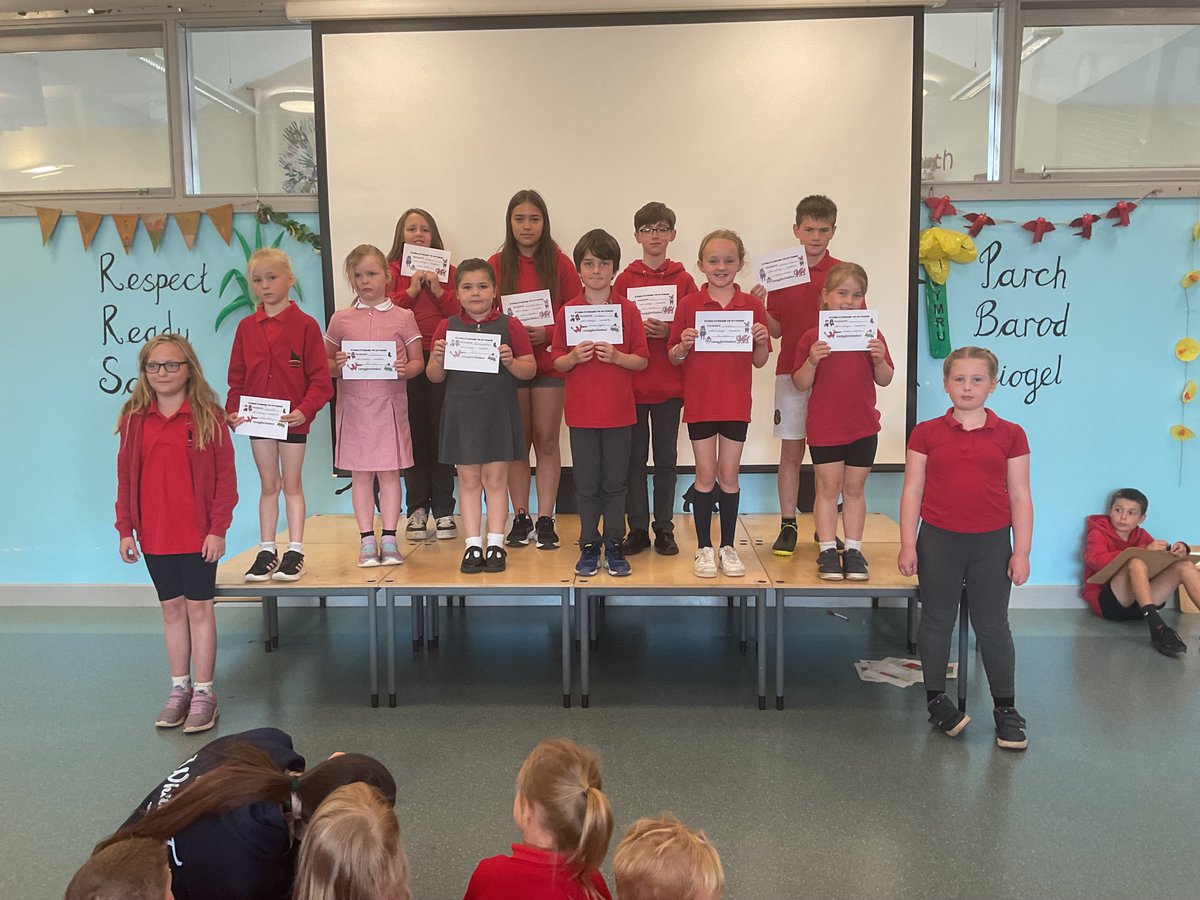 Celebration Assembly Friday🎉 
Seren  yr  wythnos  🌟 
Cymro/Cymraes  🏴󠁧󠁢󠁷󠁬󠁳󠁿 
Other  achievements /  cyflawniadau arall  😁
