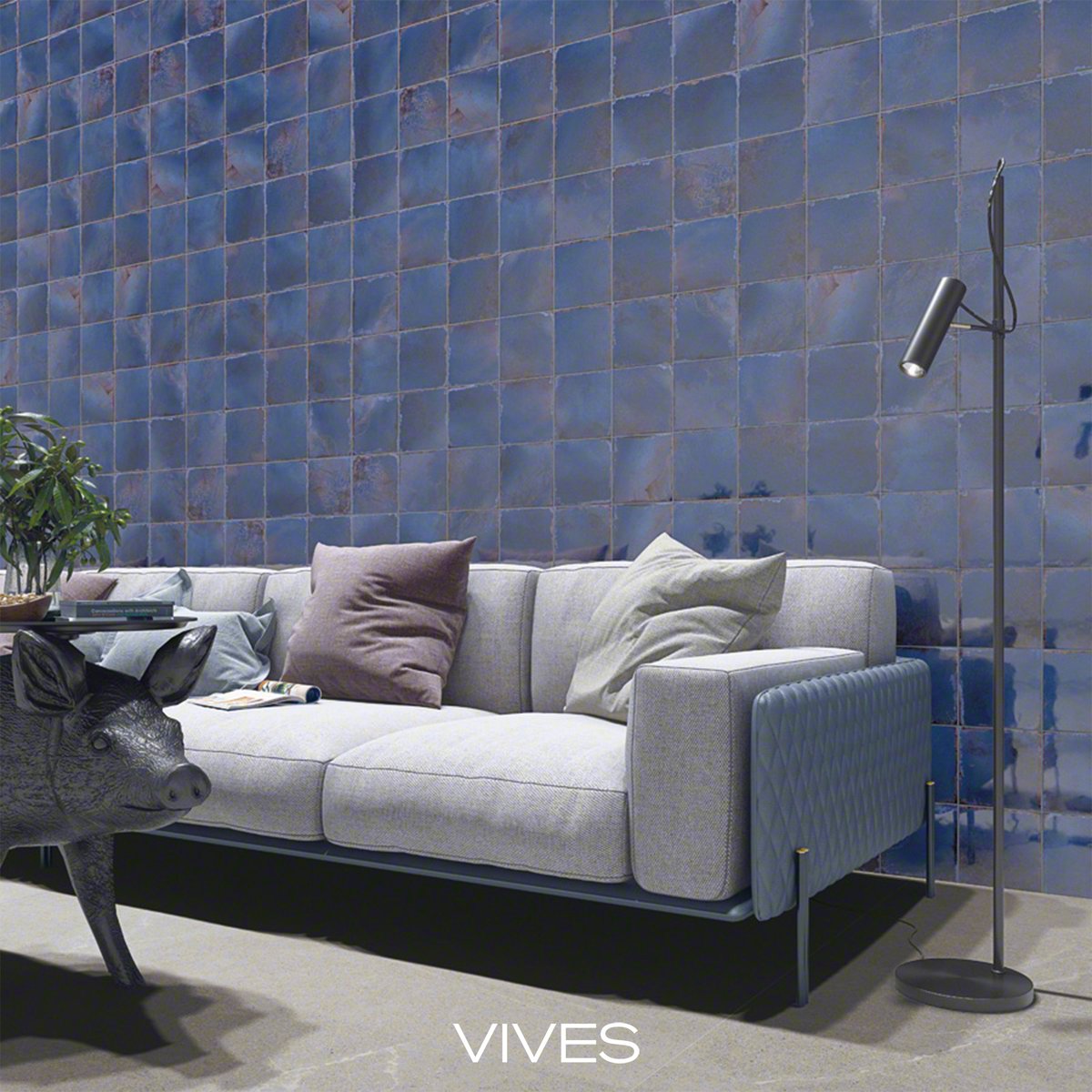 Walls with style and personality thanks to the incredible blue of the 20x20 cm Luca Marino-B and Carlo Marino-B wall tiles from the Luca collection. ow.ly/BoeT50W37qI #vives #blue #tileslovers #interiordesign #homerenovation