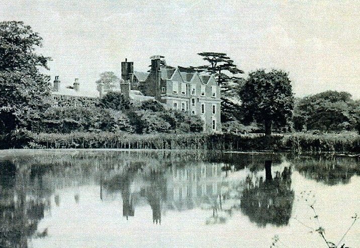 In June 1924 Brentford Urban District Council purchased Boston Manor House and its grounds for £24,046. The Middlesex Independent reported that there would be "beautiful woodland places for the solace of the aged ... sport of the youth' &amp; shady walks for 'whispering lovers made'.