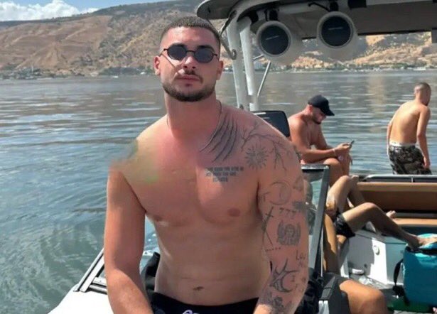 S2FUncensored's tweet image. ⚡️Israeli soldier Daniel Aslan of the Kfir Brigade was killed in the West Bank.