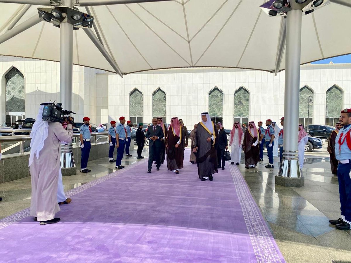 The President's Office (@presidencymv) on Twitter photo His Excellency President Dr <a href="/MMuizzu/">Dr Mohamed Muizzu</a> and Her Excellency First Lady Madam <a href="/sajidhaamohamed/">First Lady Sajidha Mohamed</a> conclude their visit to Saudi Arabia, undertaken to perform the Hajj pilgrimage.
They were seen off at the Airport by the Governor of Jeddah, His Highness Prince Saud bin Abdullah bin His Excellency President Dr <a href="/MMuizzu/">Dr Mohamed Muizzu</a> and Her Excellency First Lady Madam <a href="/sajidhaamohamed/">First Lady Sajidha Mohamed</a> conclude their visit to Saudi Arabia, undertaken to perform the Hajj pilgrimage.
They were seen off at the Airport by the Governor of Jeddah, His Highness Prince Saud bin Abdullah bin