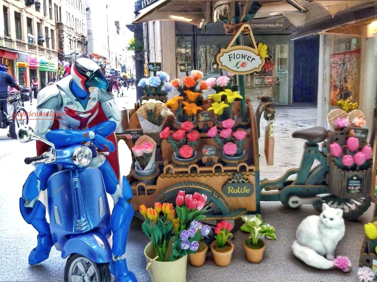 abricotonlapin's tweet image. #楽しく玩具撮影会
花台自転車の木製キットを組み立て♪こういう可愛いお花屋さんでお花を買うのに憧れます🤗
健さんにジャストサイズだったので色々撮影✨私的には③の花の匂いを嗅いでいる姿がお気に入り🥰
途中で看板猫と遊んだり、コーラを買ったり楽しそうにしてますw
花台自転車と台上の花、…