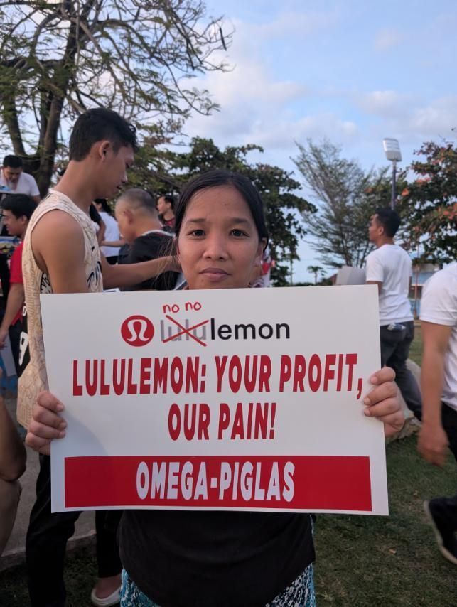 labourlabel's tweet image. Stand in solidarity with the brave garment workers at Metrowear Inc. 2 in the Philippines, who are fighting for dignity, fairness and a voice at work through their union, OMEGA–PIGLAS.
@lululemon you can’t make ethical clothes while crushing workers’ rights #ListenUpLululemon