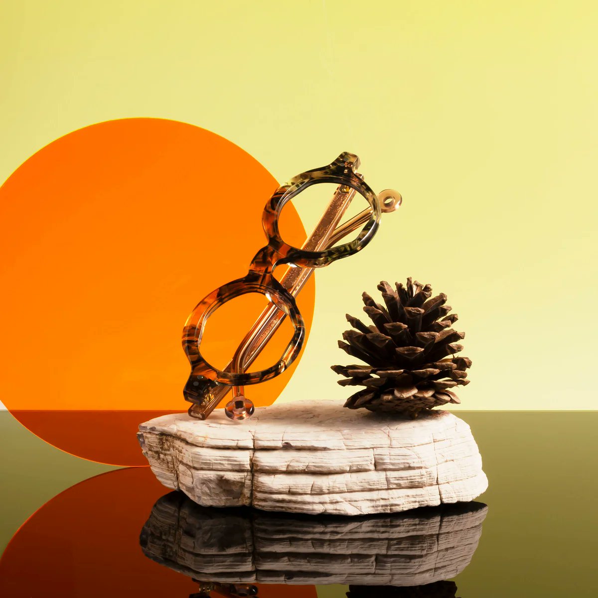 Yesglasses tweet media
