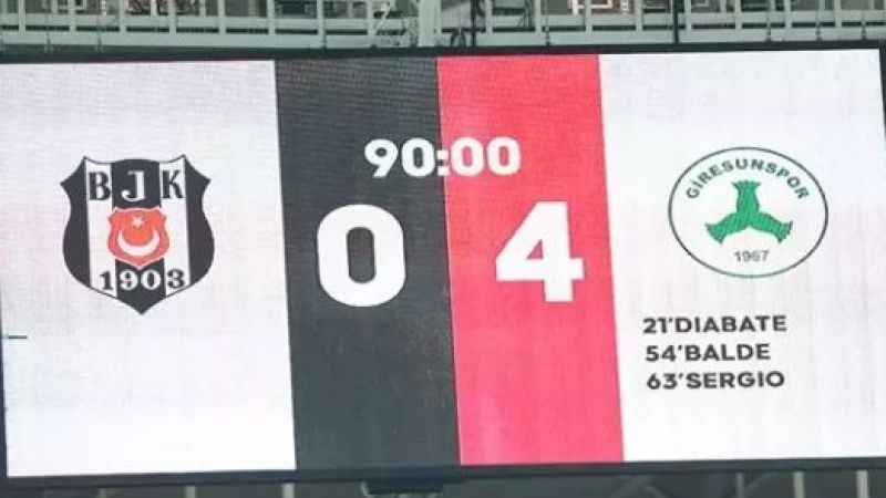 mb_bayraktar's tweet photo. 💥Bu resimlere iyi bakın..
Giresunspor sandığınız kadar küçük bir takım değil, küçük vizyonların kulübü hiç değil. Biz nerelerden geldiğimizi çok iyi biliyoruz.
@Giresunspor https://t.co/7BYOhkSbWd