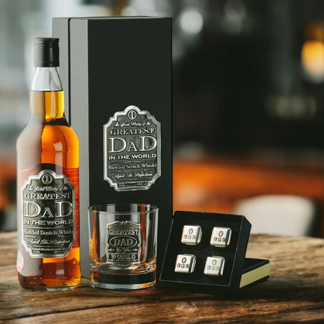 EpcRetail's tweet photo. 🎁 The ultimate Father’s Day gift has arrived! 🥃👑

Treat the Greatest Dad to a gift that’s as timeless and thoughtful as he is — our luxury Whisky Gift Set featuring a beautifully crafted pewter label bottle and matching presentation box. 

💥 Perfect for Father’s Day. https://t.co/h4TnMqpOQr