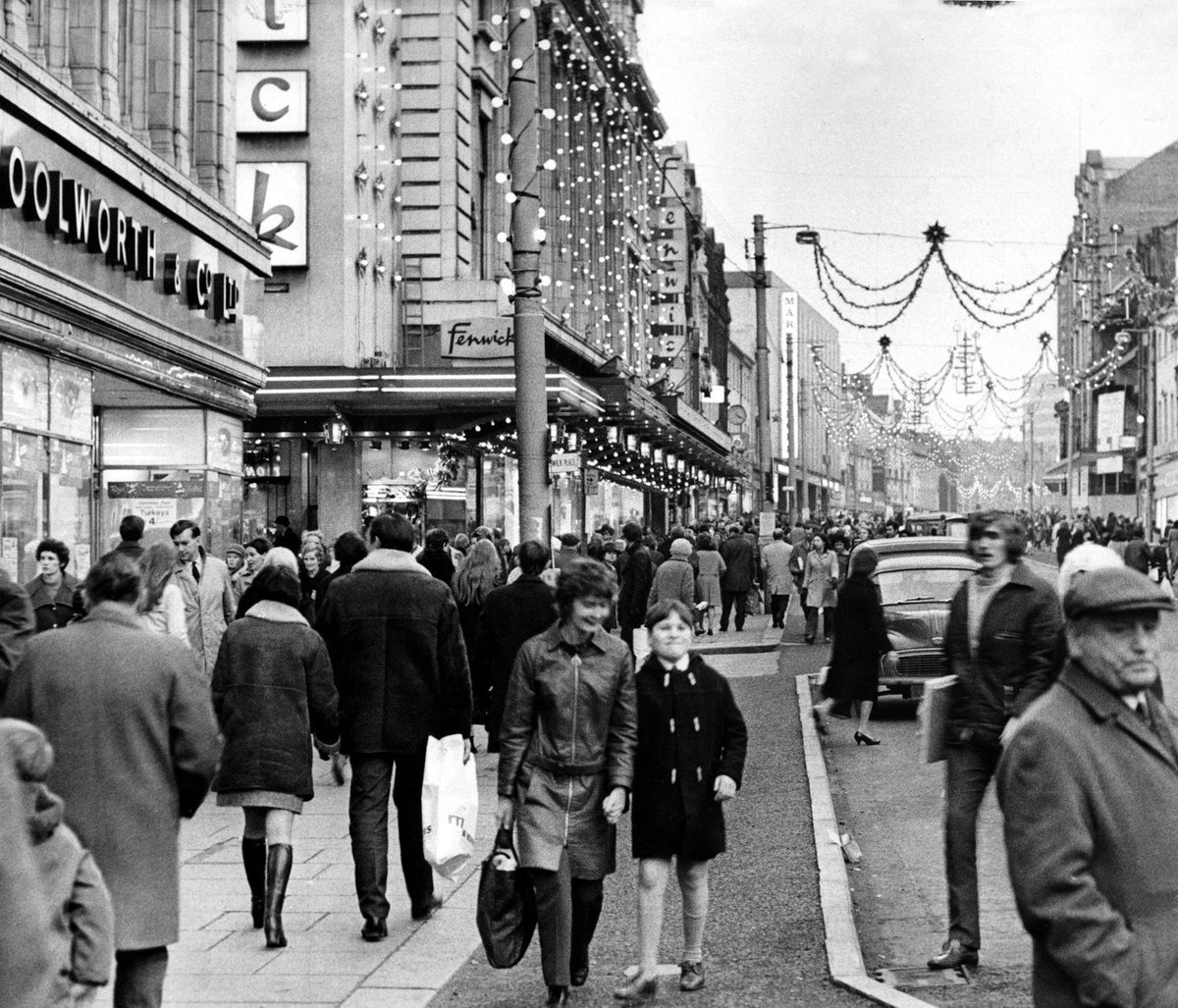 MartinKnight_'s tweet image. Which year?