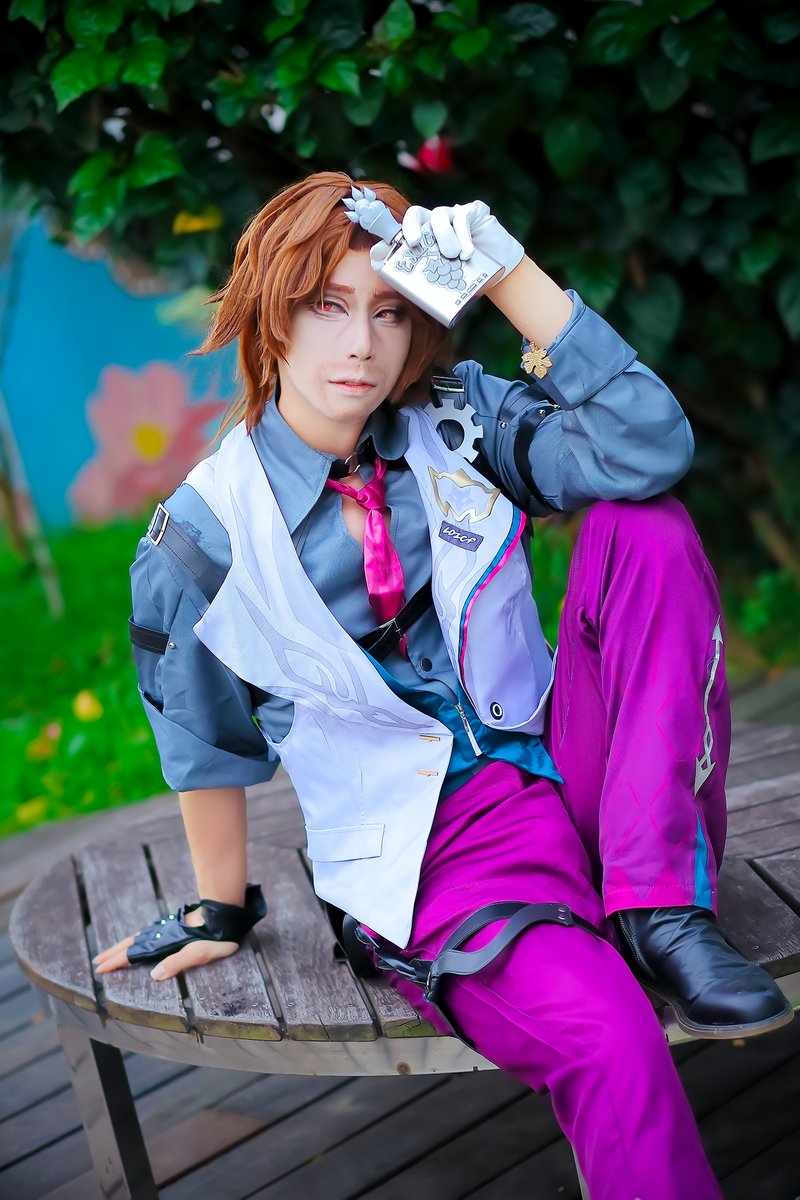 shizuru0815's tweet photo. 崩壞星穹鐵道 / スターレイル
コスプレ@台北
"晚上好大忙人,要來一杯調酒嗎🍷"
加拉赫 / ギャラガー🐾
📷Duck
#GallagherHSR
#Gallagher #スタレ愛
#Galladay #gallareca
#갤러거 #Галлахер
#스타레일코스프레 #붕괴스타레일
#스타레일 #붕스
#코믹월드 #코스프레 https://t.co/mWdyH9WWqE