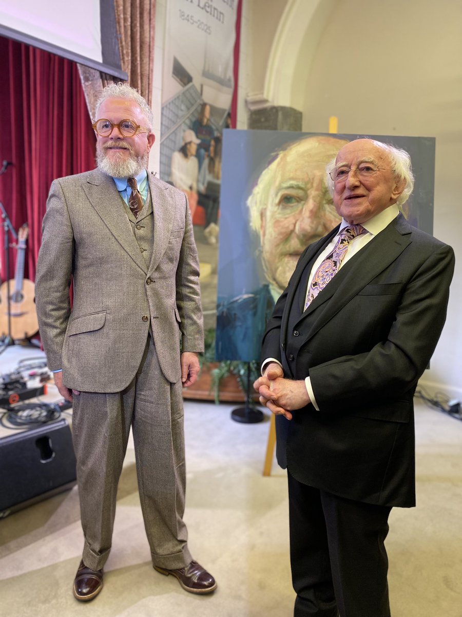 Bhronn an t-Uachtarán Michael D. Higgins a chartlann phearsanta óna thréimhse mar uachtarán ar Ollscoil na Gaillimhe ag ócáid speisialta a bhí san ollscoil Dé hAoine.